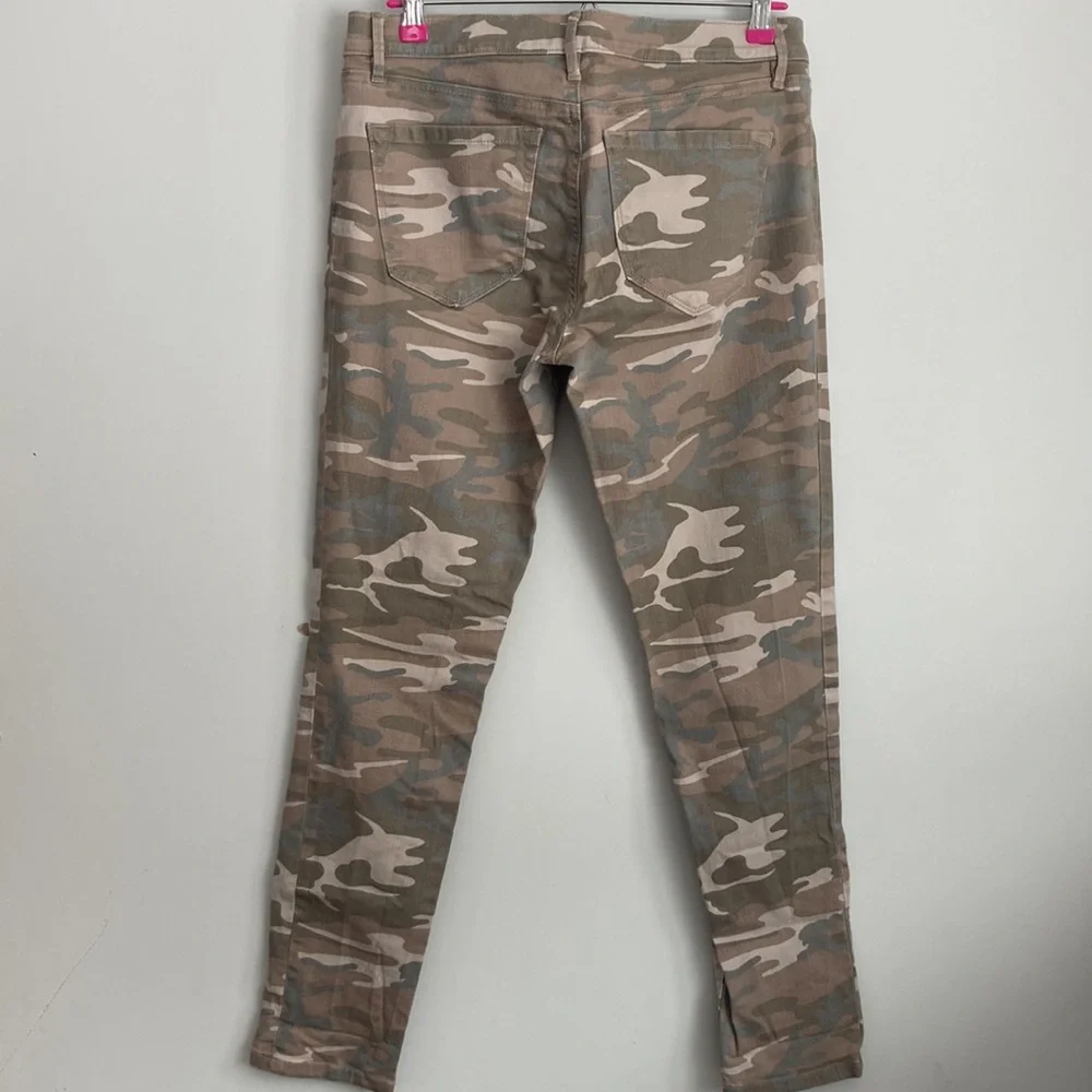 Loft| Faded Camo Relaxed Skinny Jeans sz27/4 - Picture 4 of 7